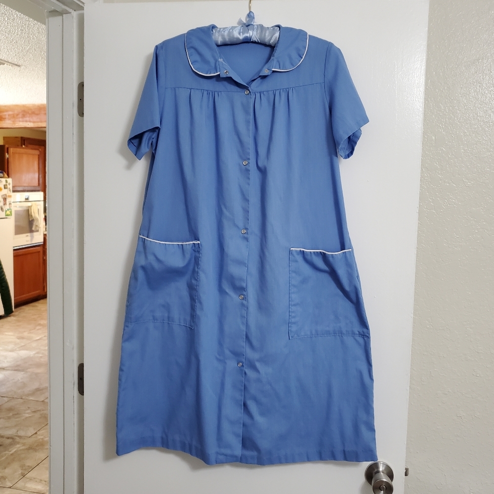 Vintage Blue Housedress - med/large